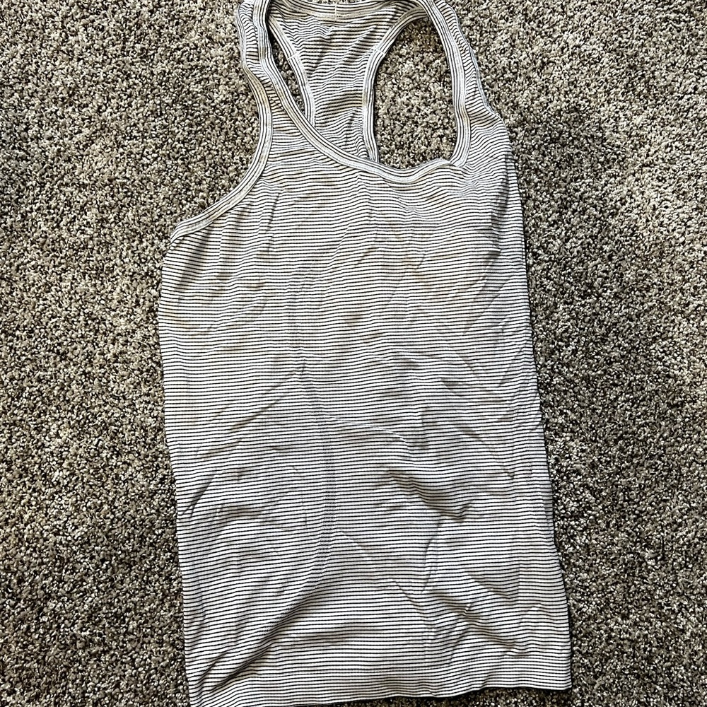 Lulu swiftly tank. 8.
